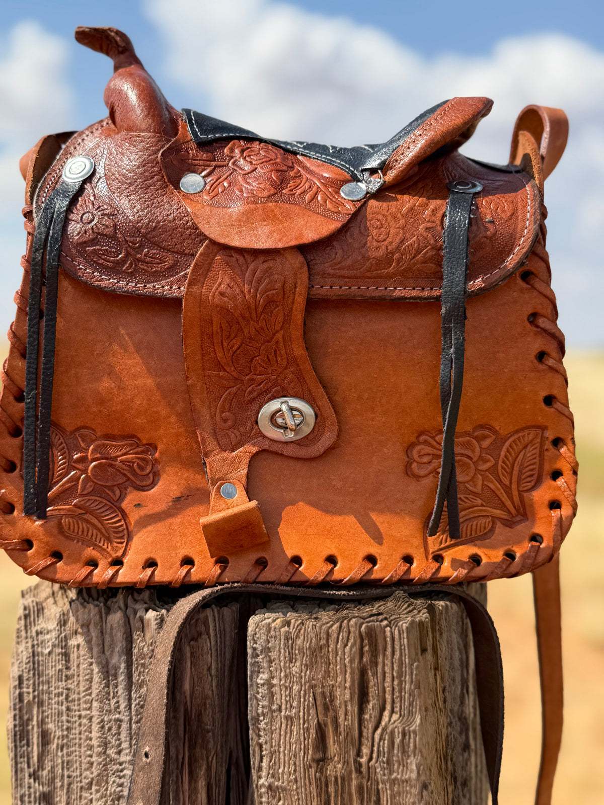 Saddle Bags (2 Colors)