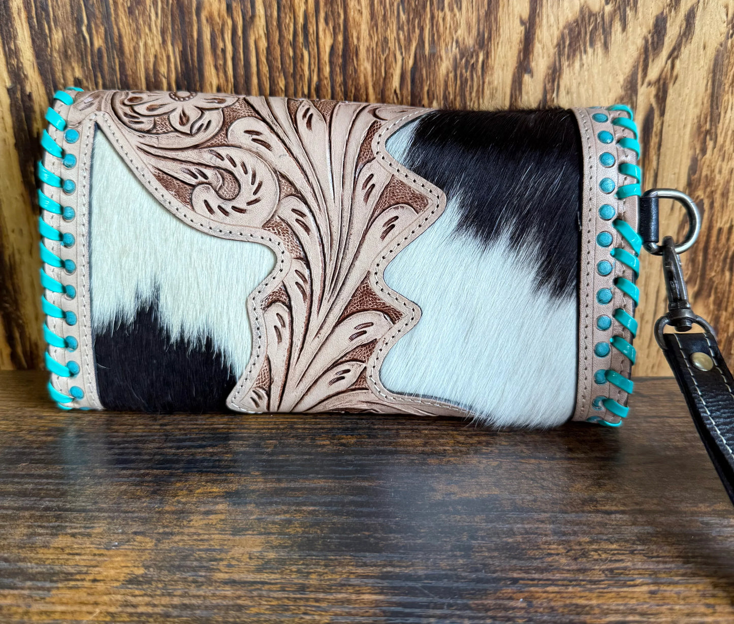 Crista Wallet - Twisted Charm