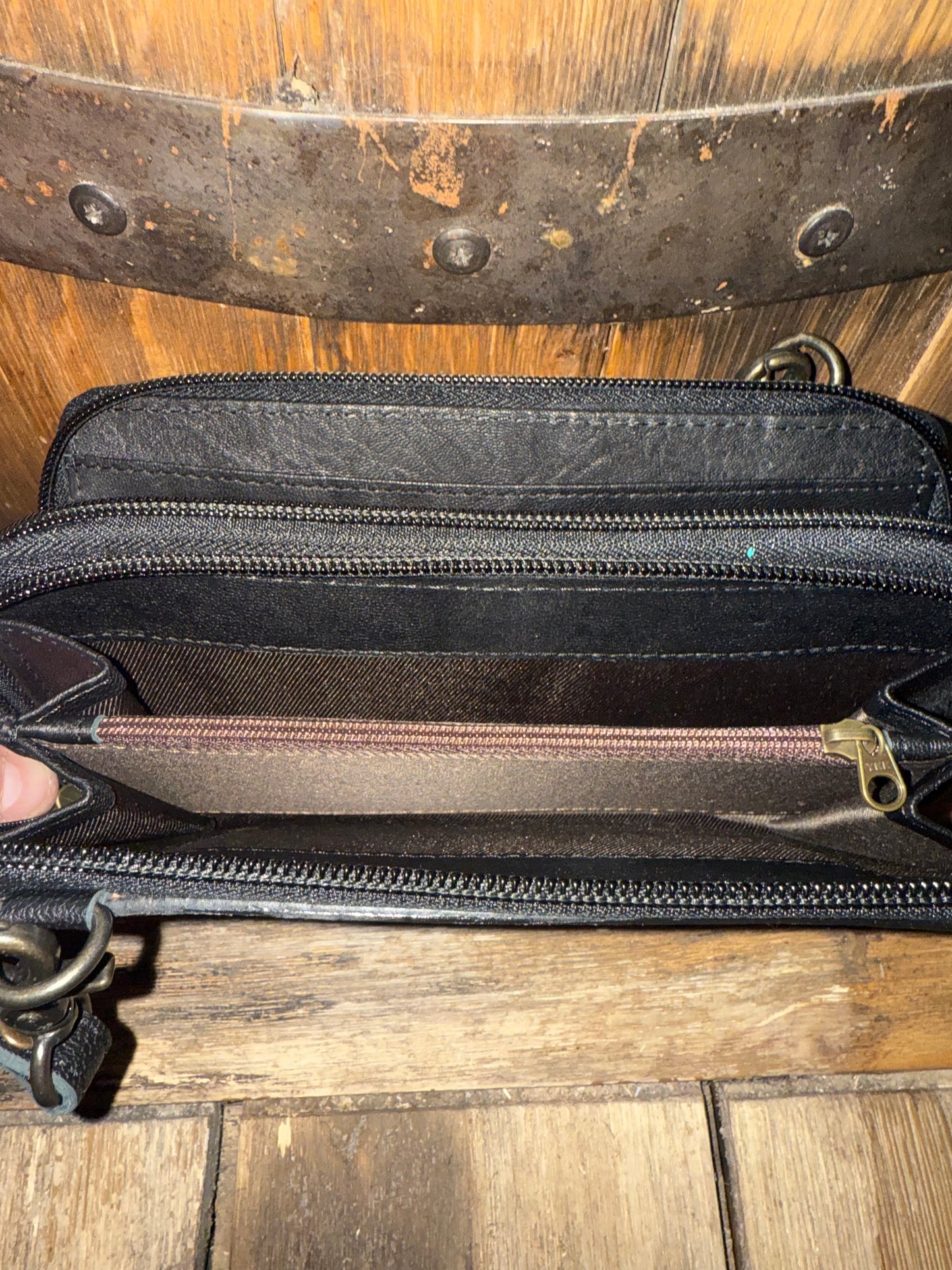 Baytown Wallet/Crossbody Black