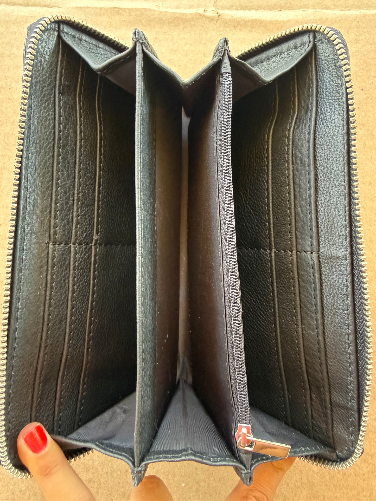 Laura Tooled Zip Wallet