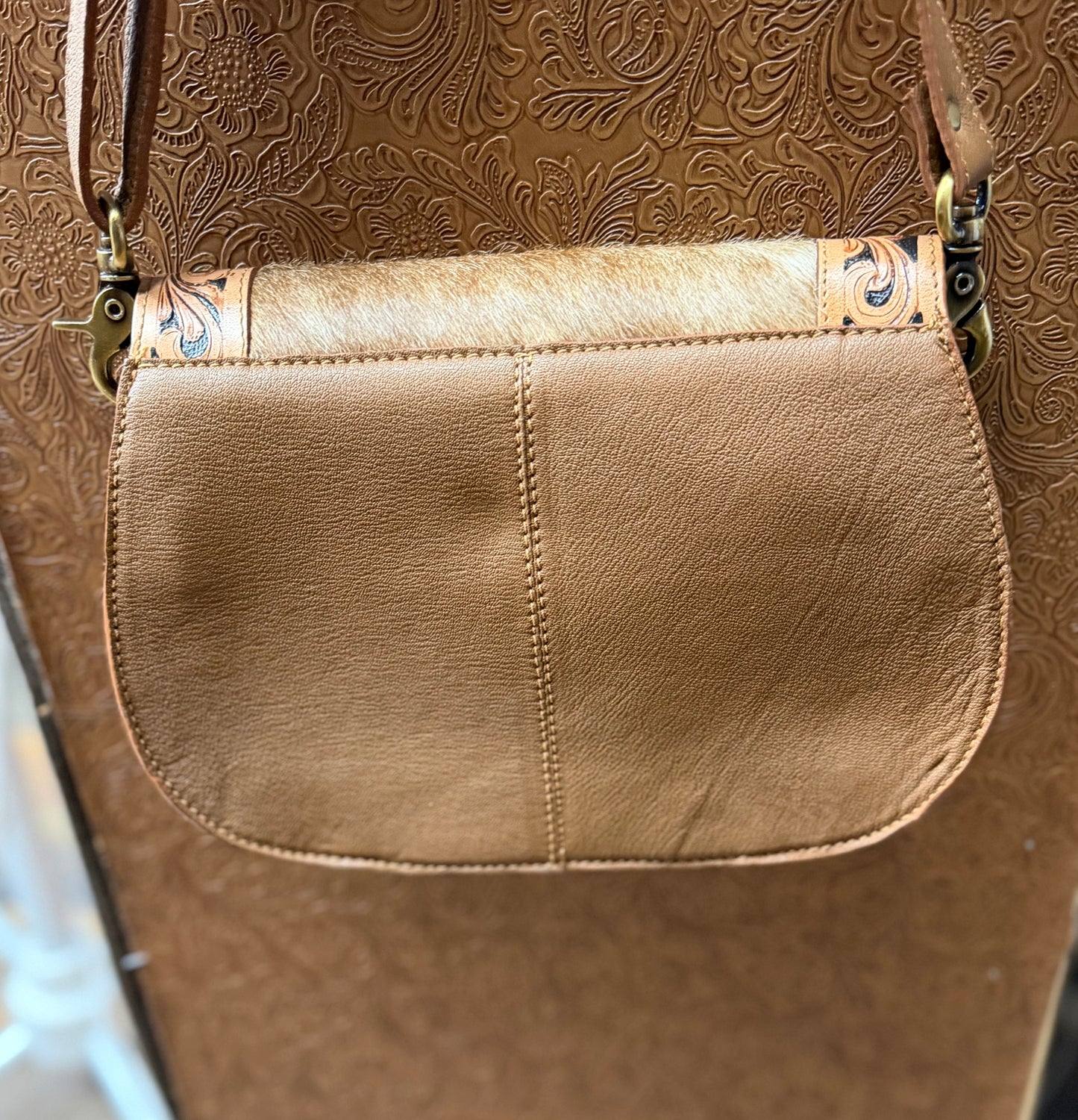 Zelea Crossbody