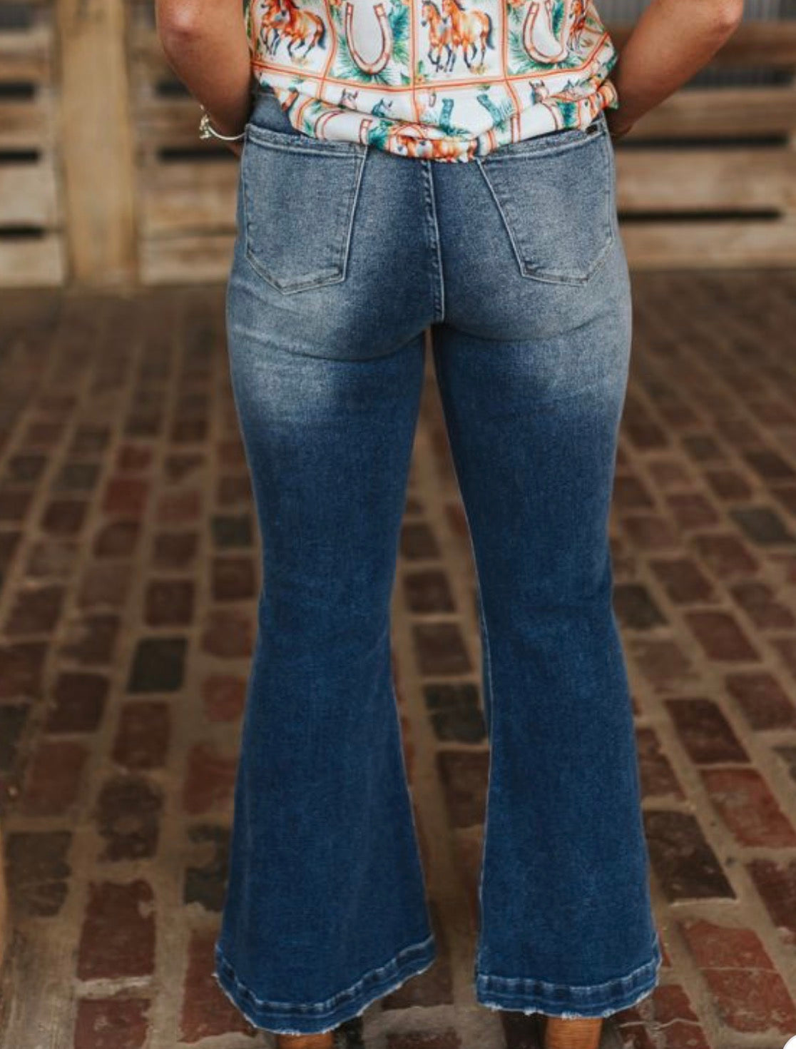 DARK WASH HIGH RISE TROUSER JEANS (32 IN INSEAM)