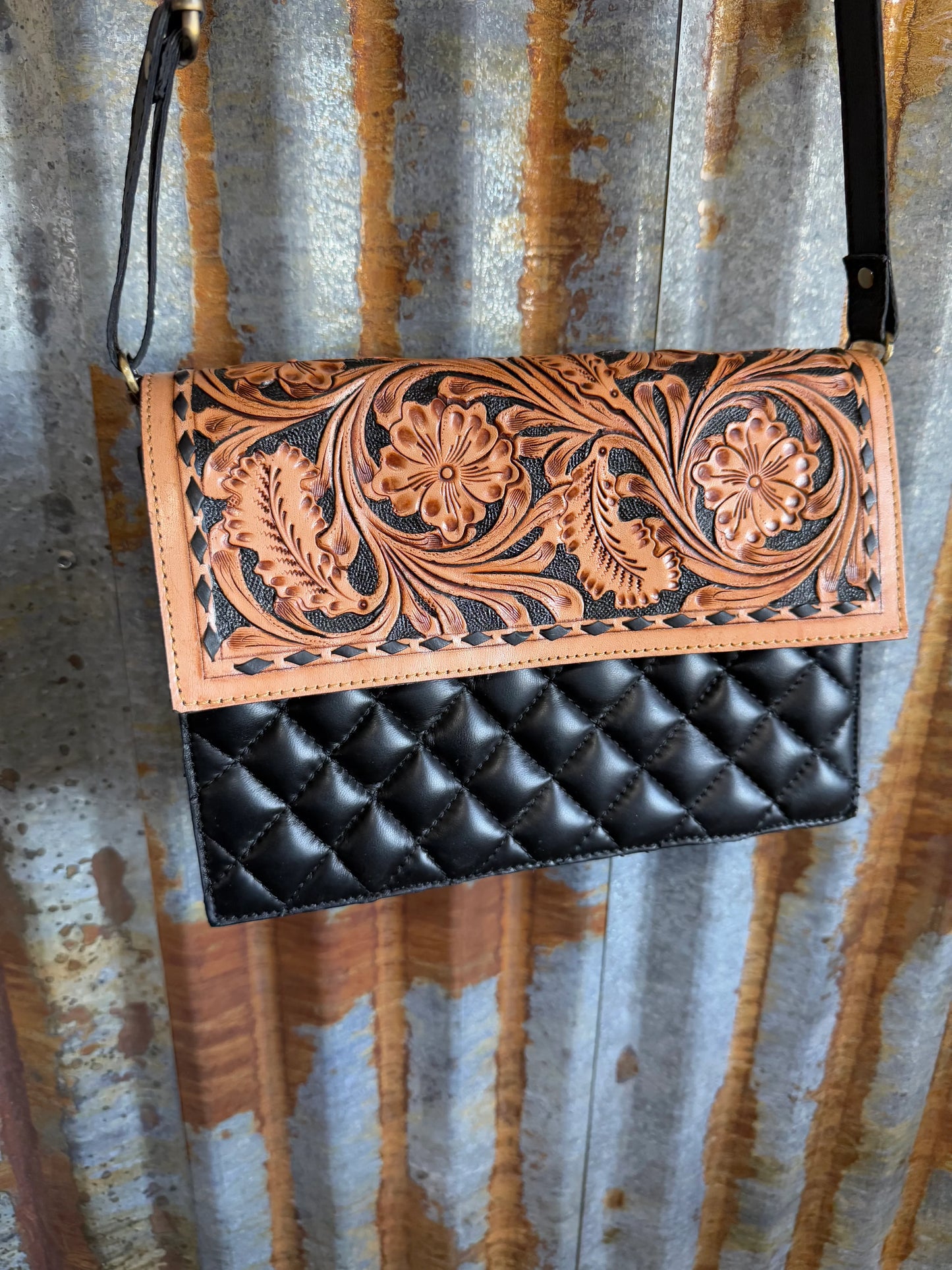 Jenny Quilted - Twisted Charm