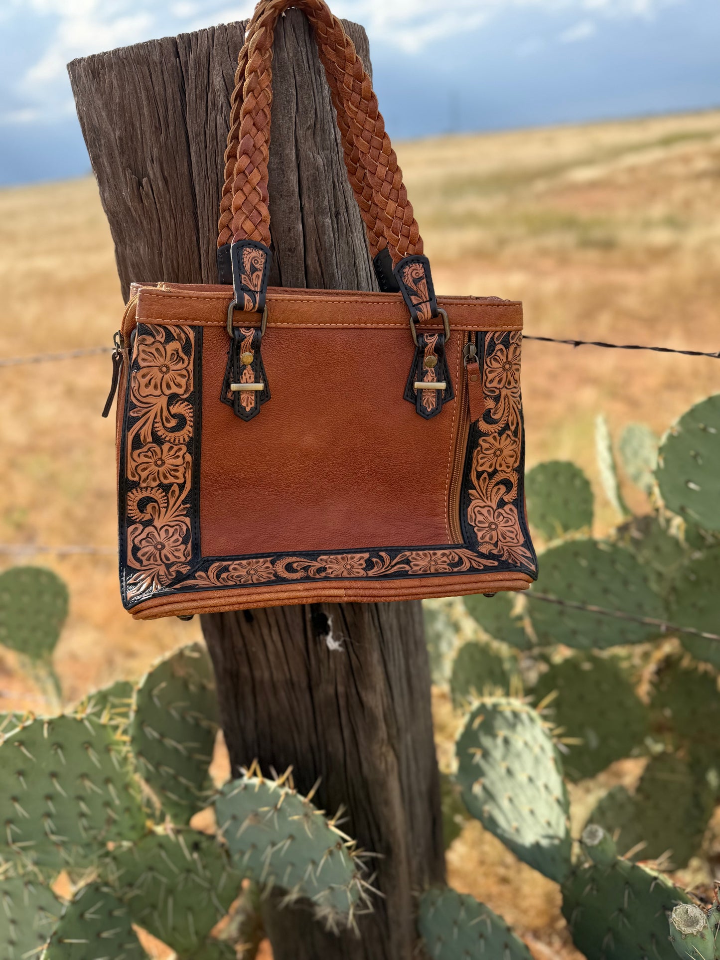 The Pecos Tote