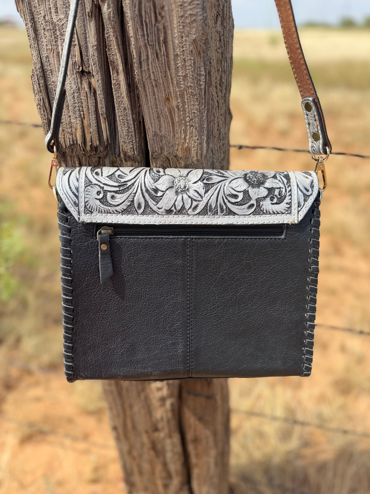 The Rachel Hand Bag (Large) (2 Colors)