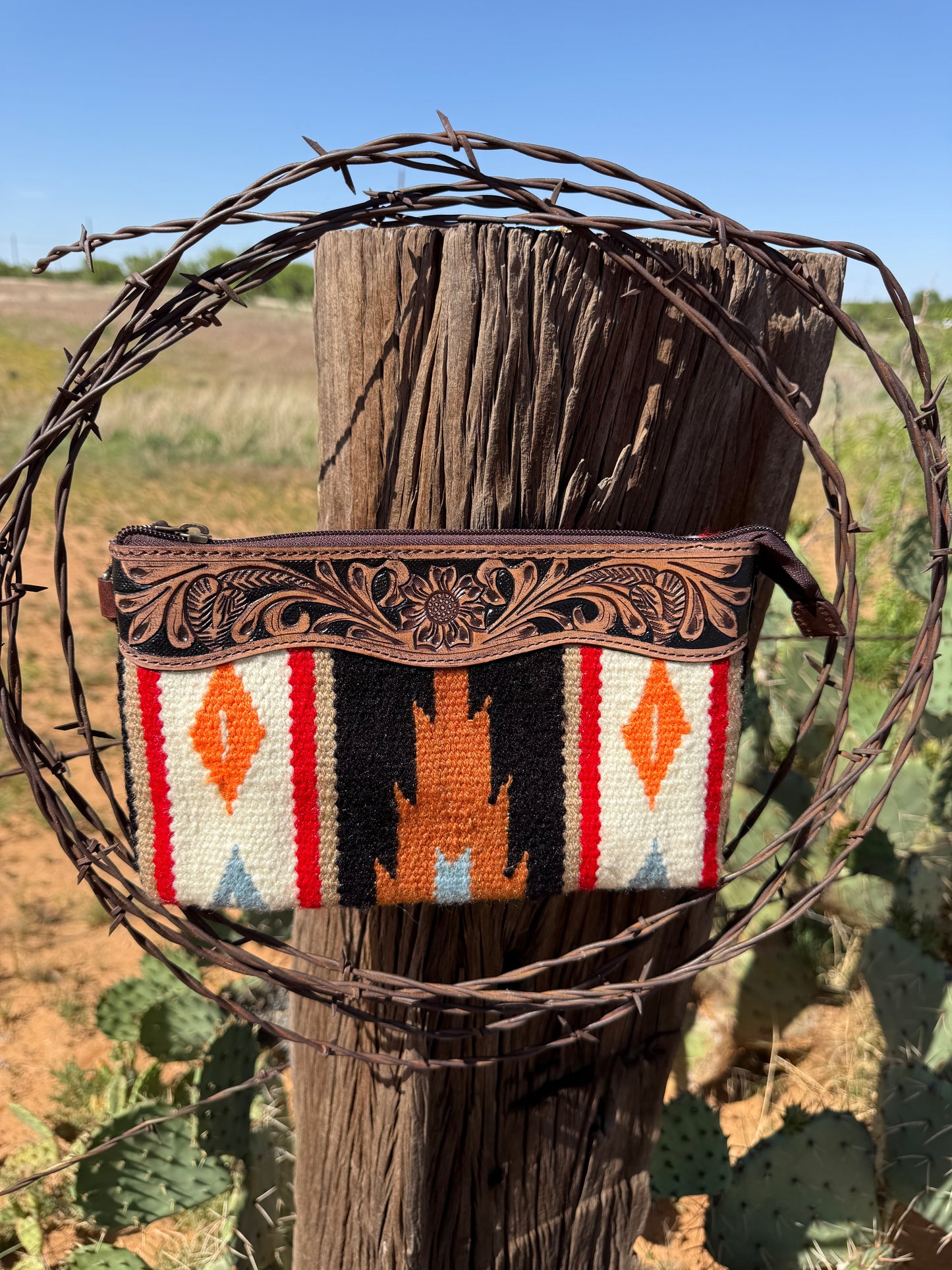 Saddle Blanket Pouch