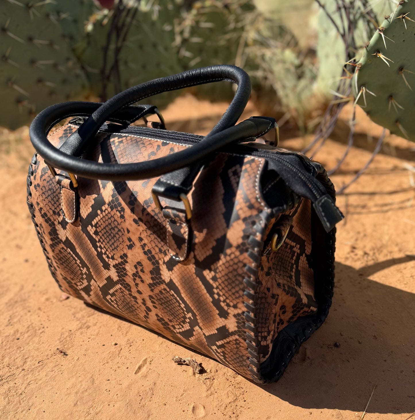 The Snake Speedy (3 Sizes)