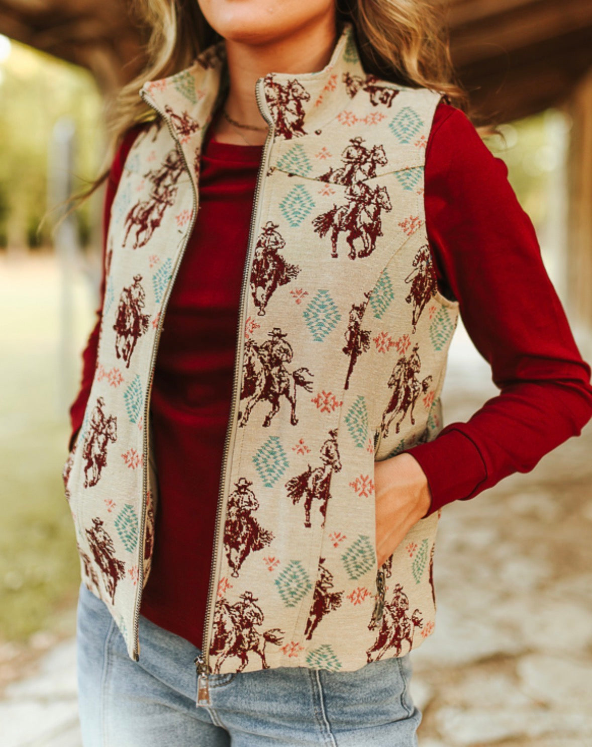 CREAM RODEO COWBOY PRINTED QUILTED ZIP-UP VEST
