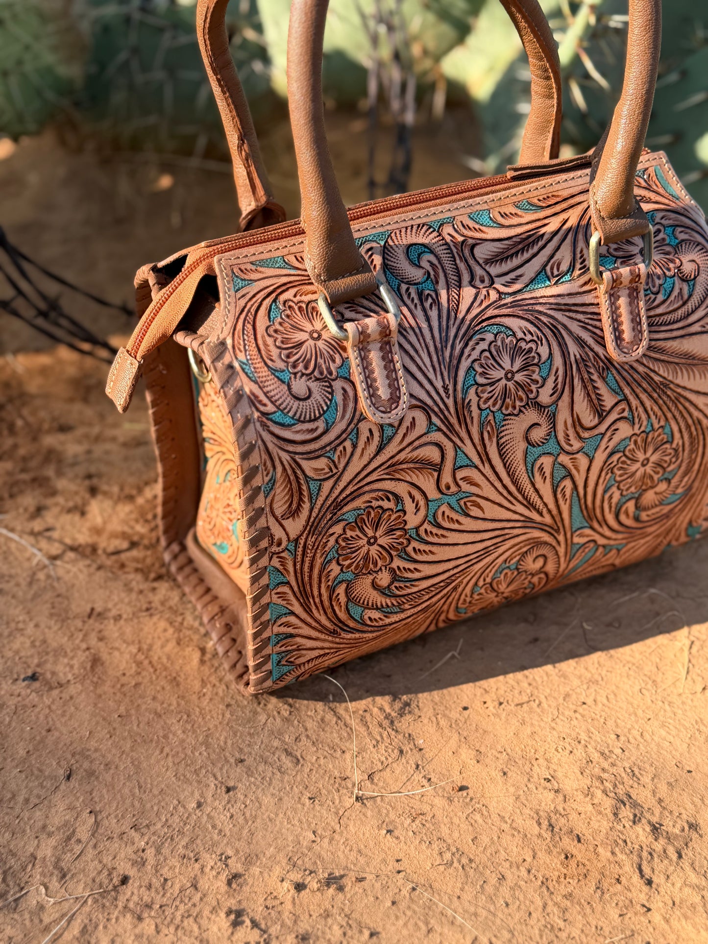 The Sade Speedy (Medium)