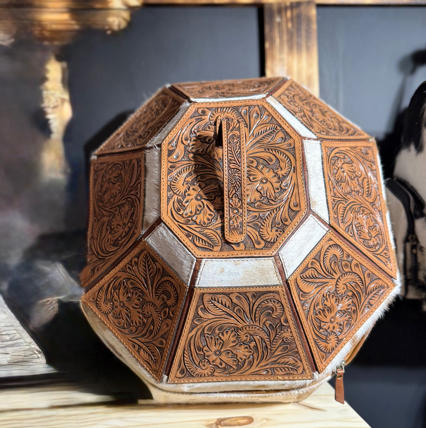 Tooled Hard Case Hat Box