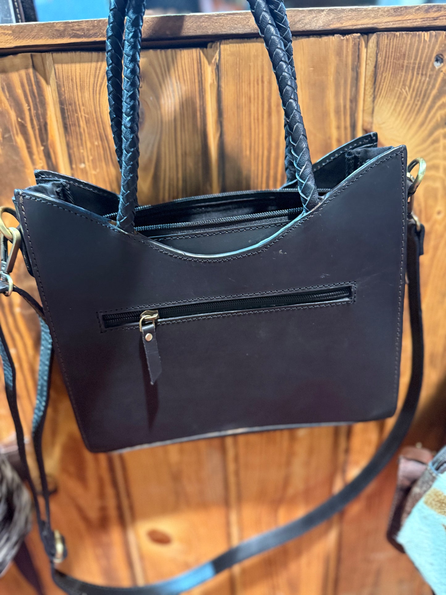 Rae Crossbody