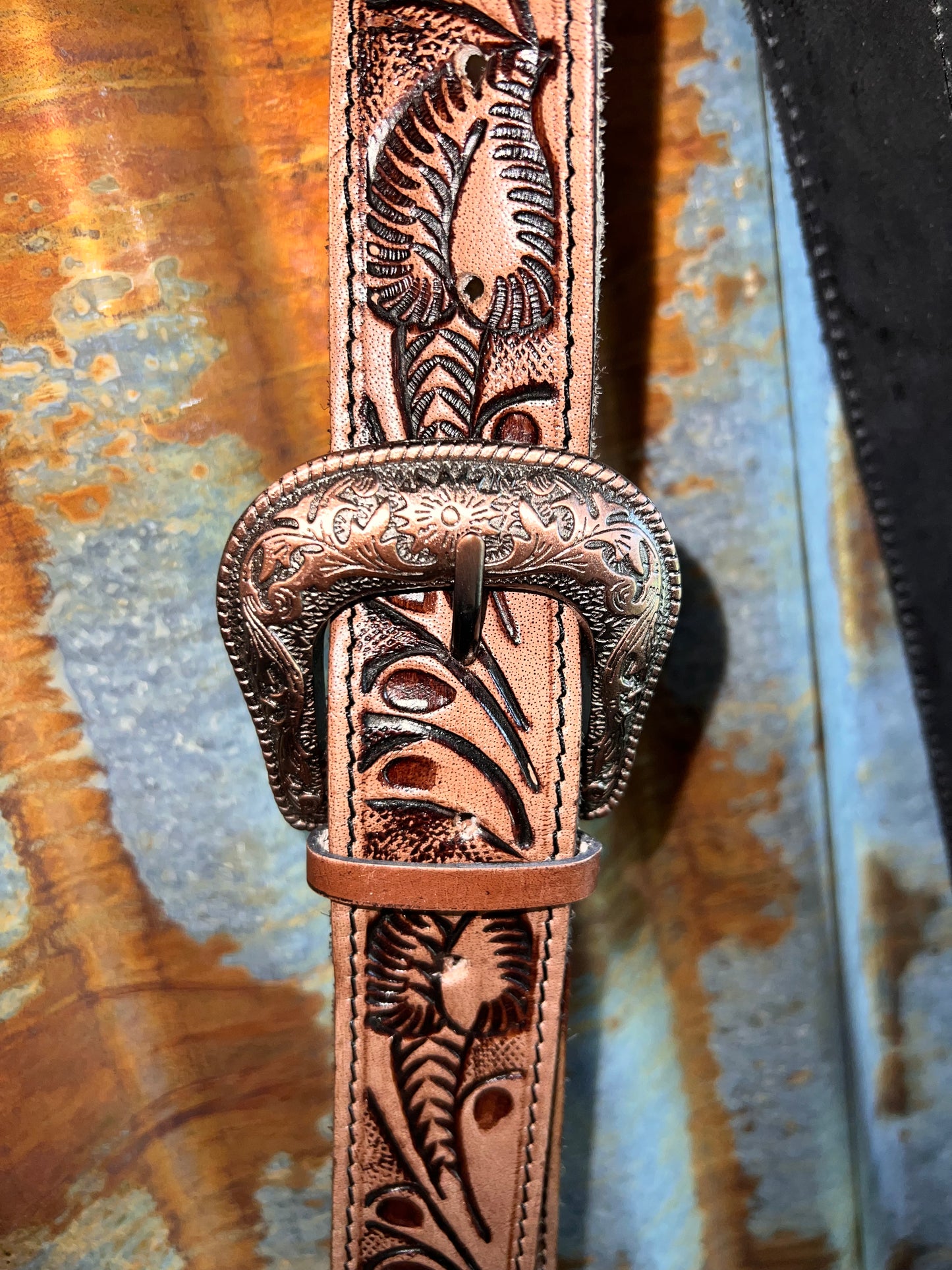 Tooled Messenger