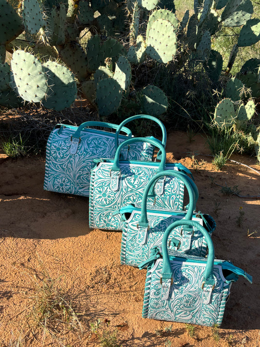 Teal Blondie Speedy (4 sizes)