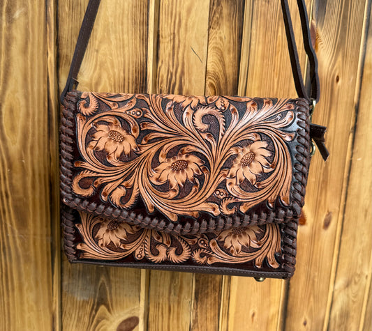 Classy Fair/ Brown Stain - Twisted Charm 