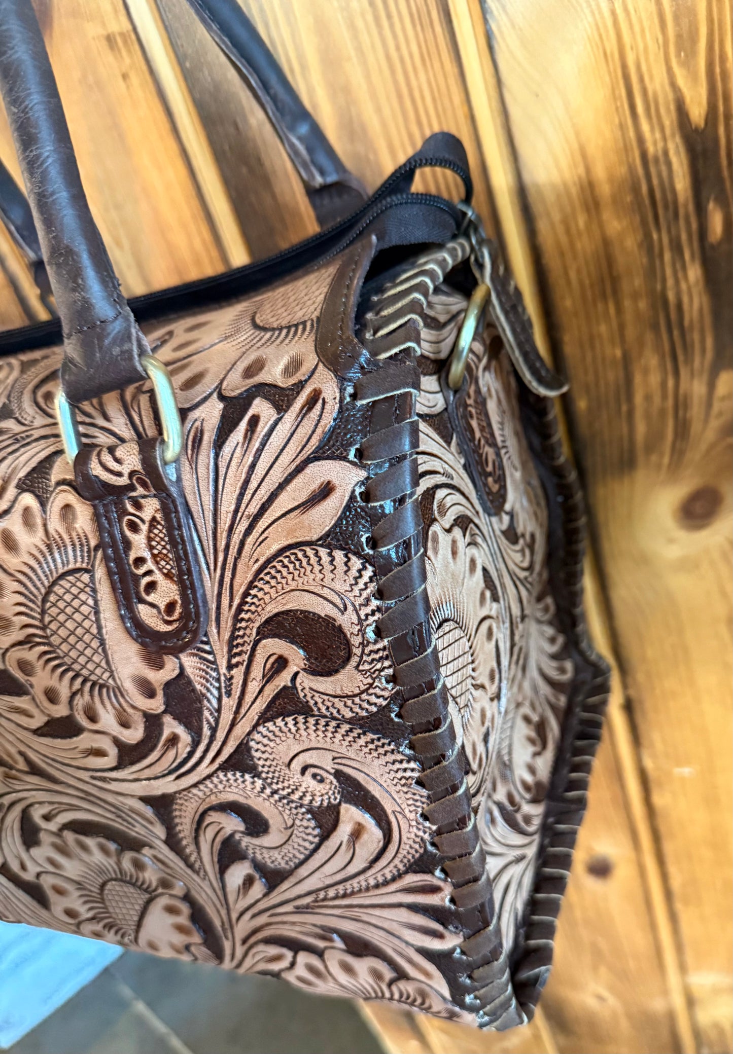Coffee Tooled Large Speedy
