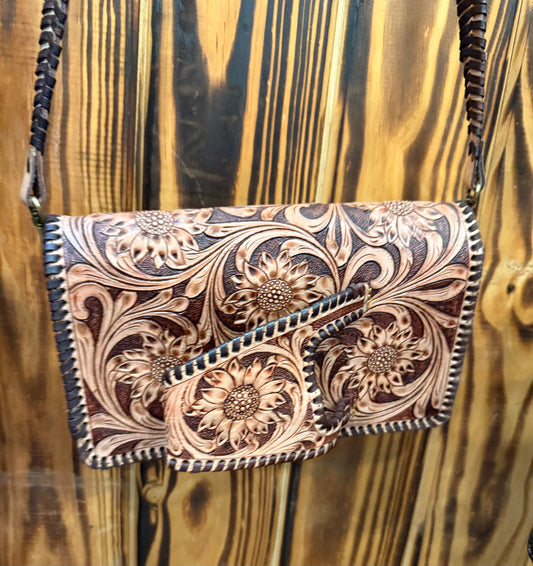 Mia Clutch/ Brown Leather