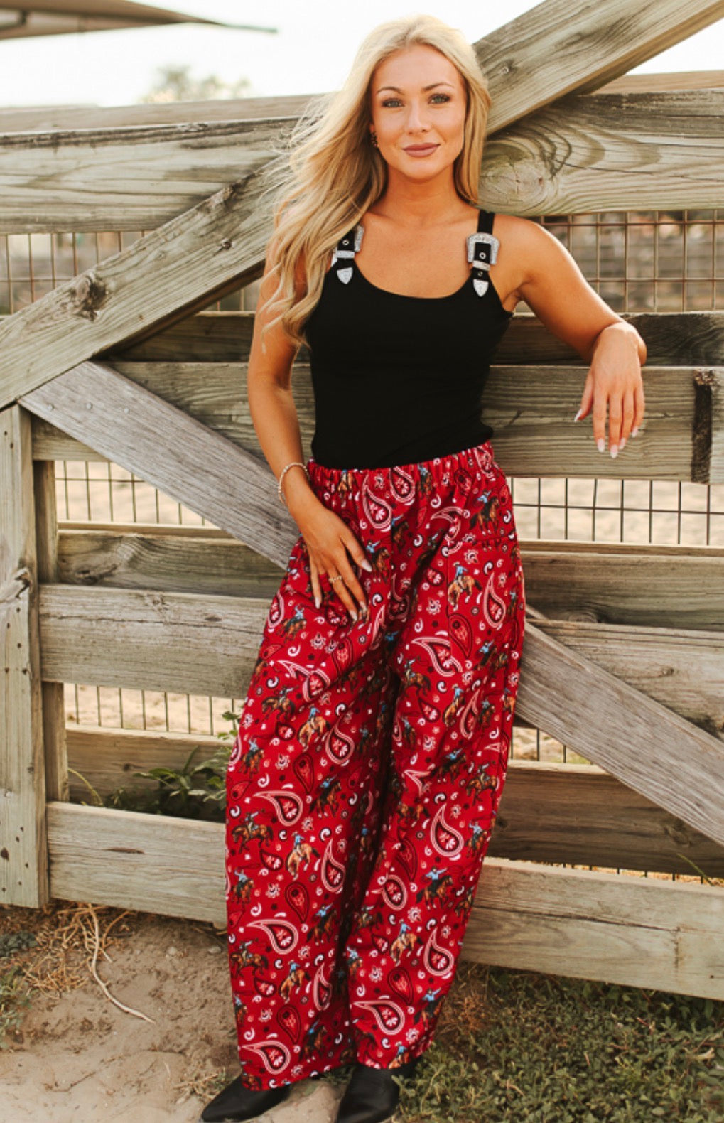 RED WESTERN PAISLEY HORSE PRINTED CARGO POCKET PANTS
