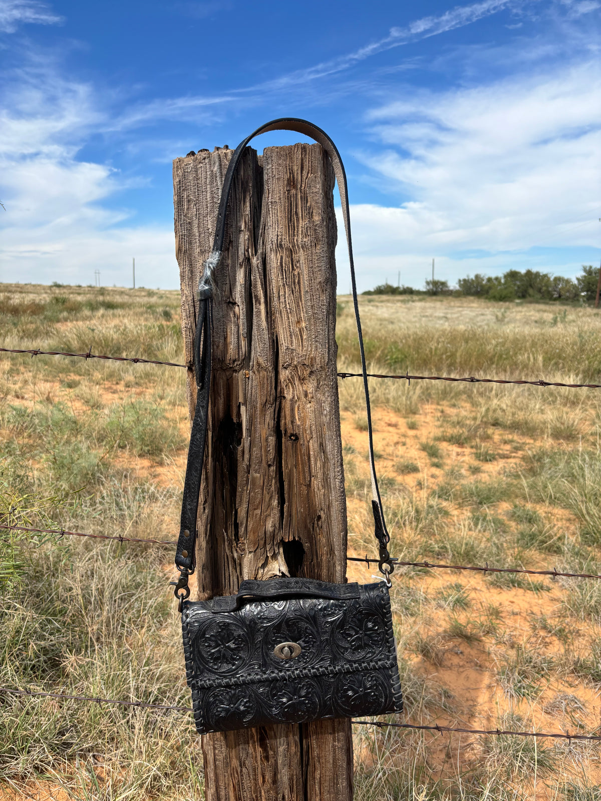 Peek a Hide Crossbody