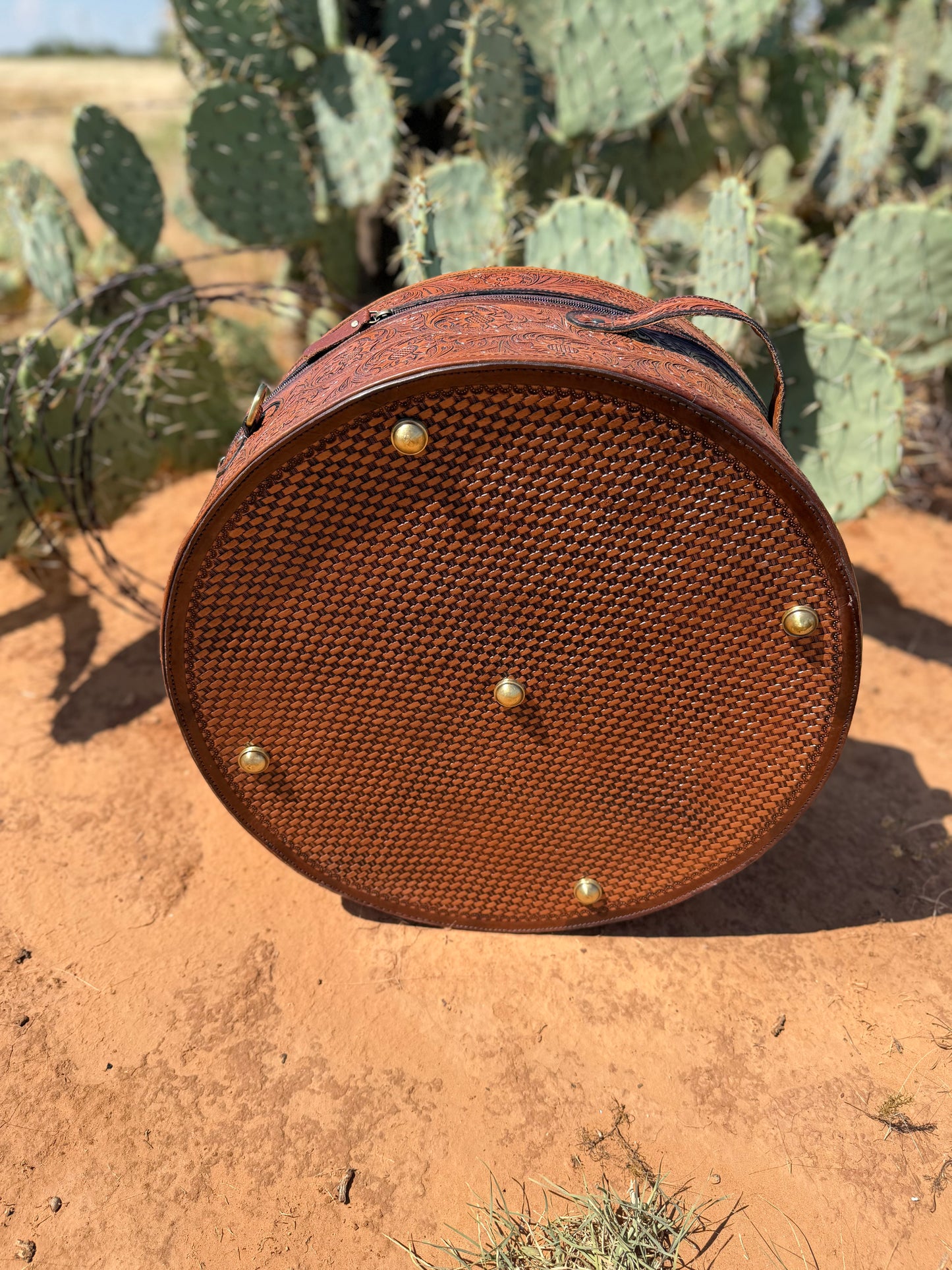 Twisted Tooled Hat Can