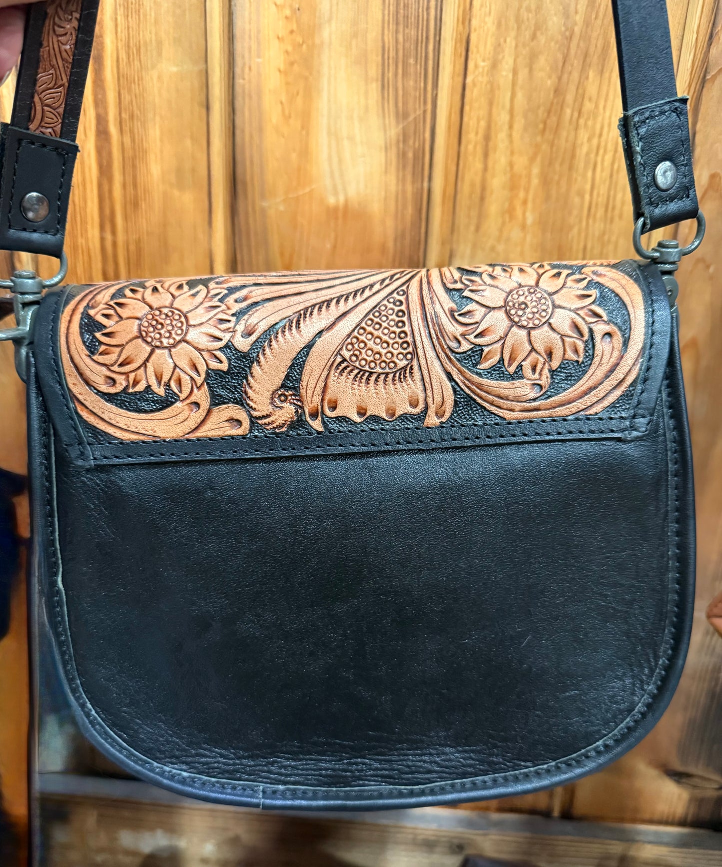Wendy Crossbody