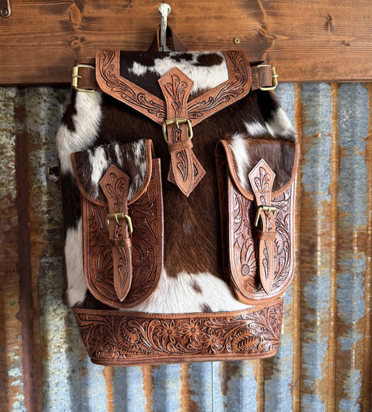 Cheko Backpack - Twisted Charm 