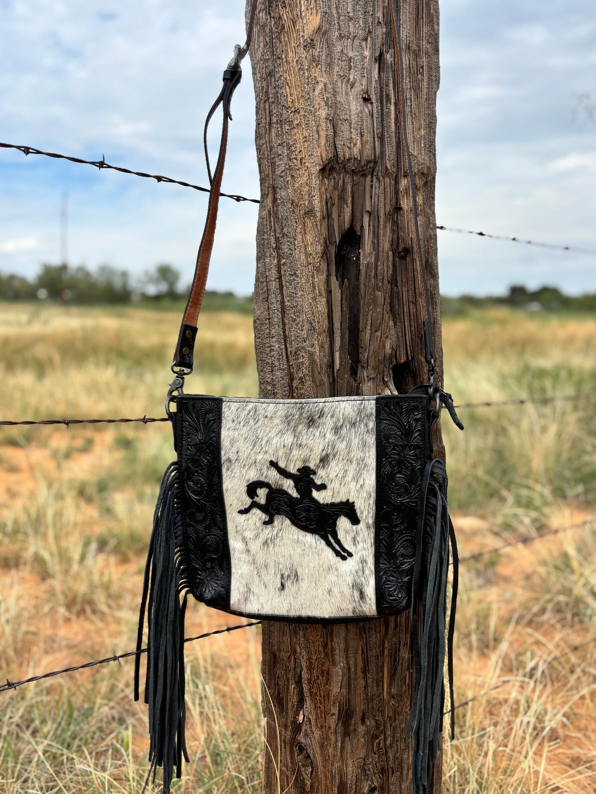 Bronc Tooled Crossbody