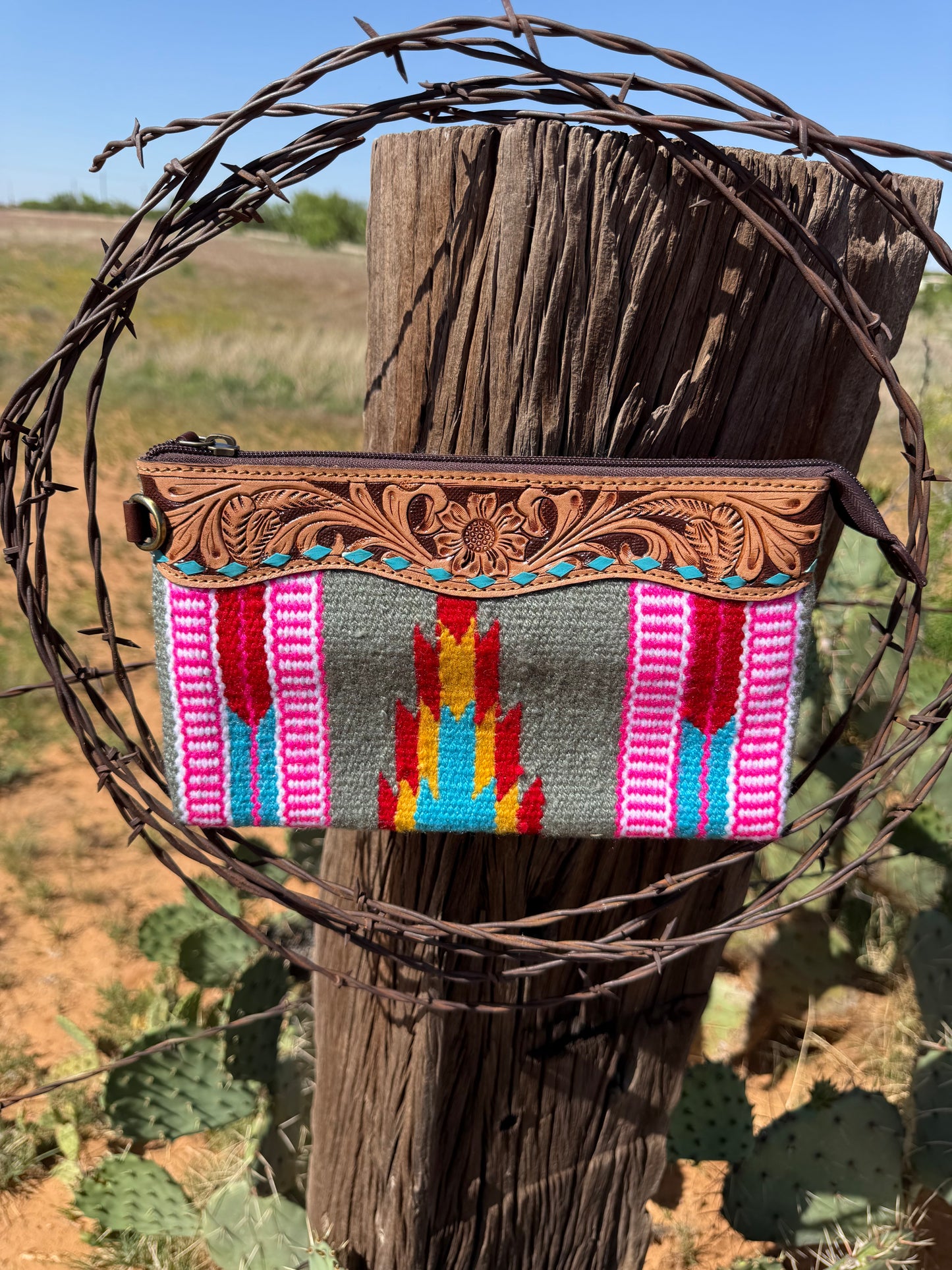 Saddle Blanket Pouch