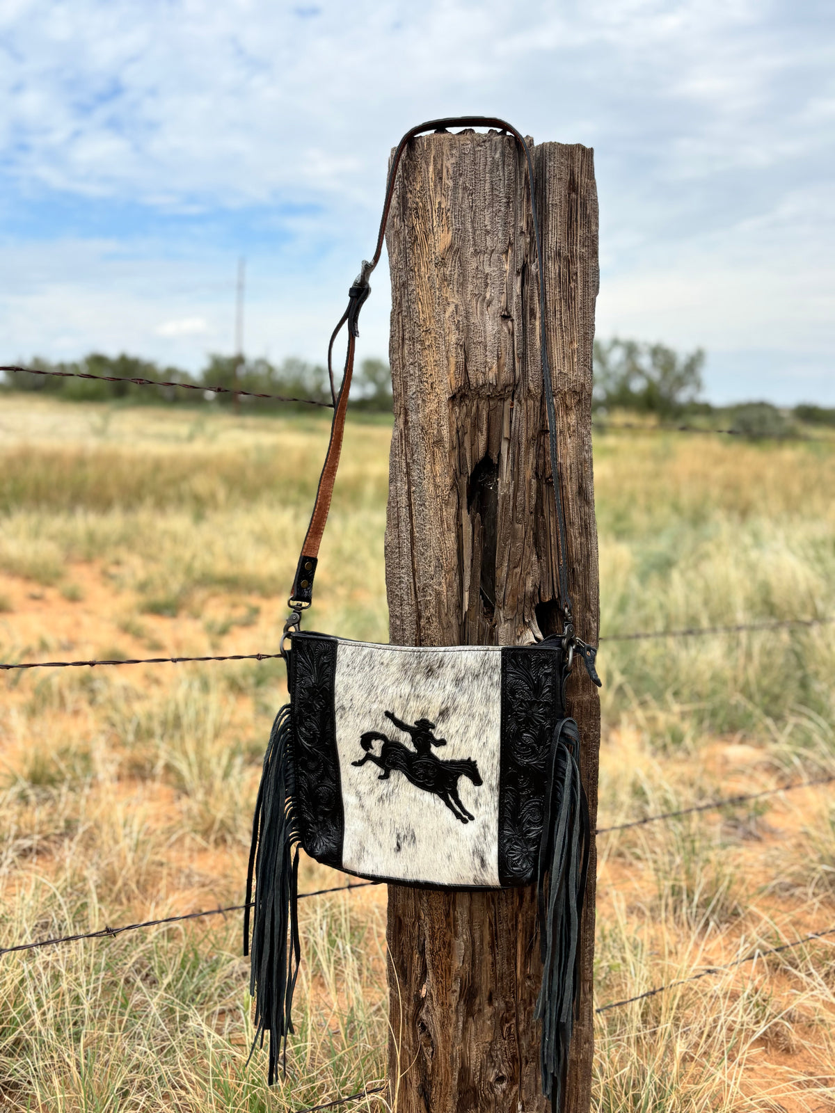 Bronc Tooled Crossbody
