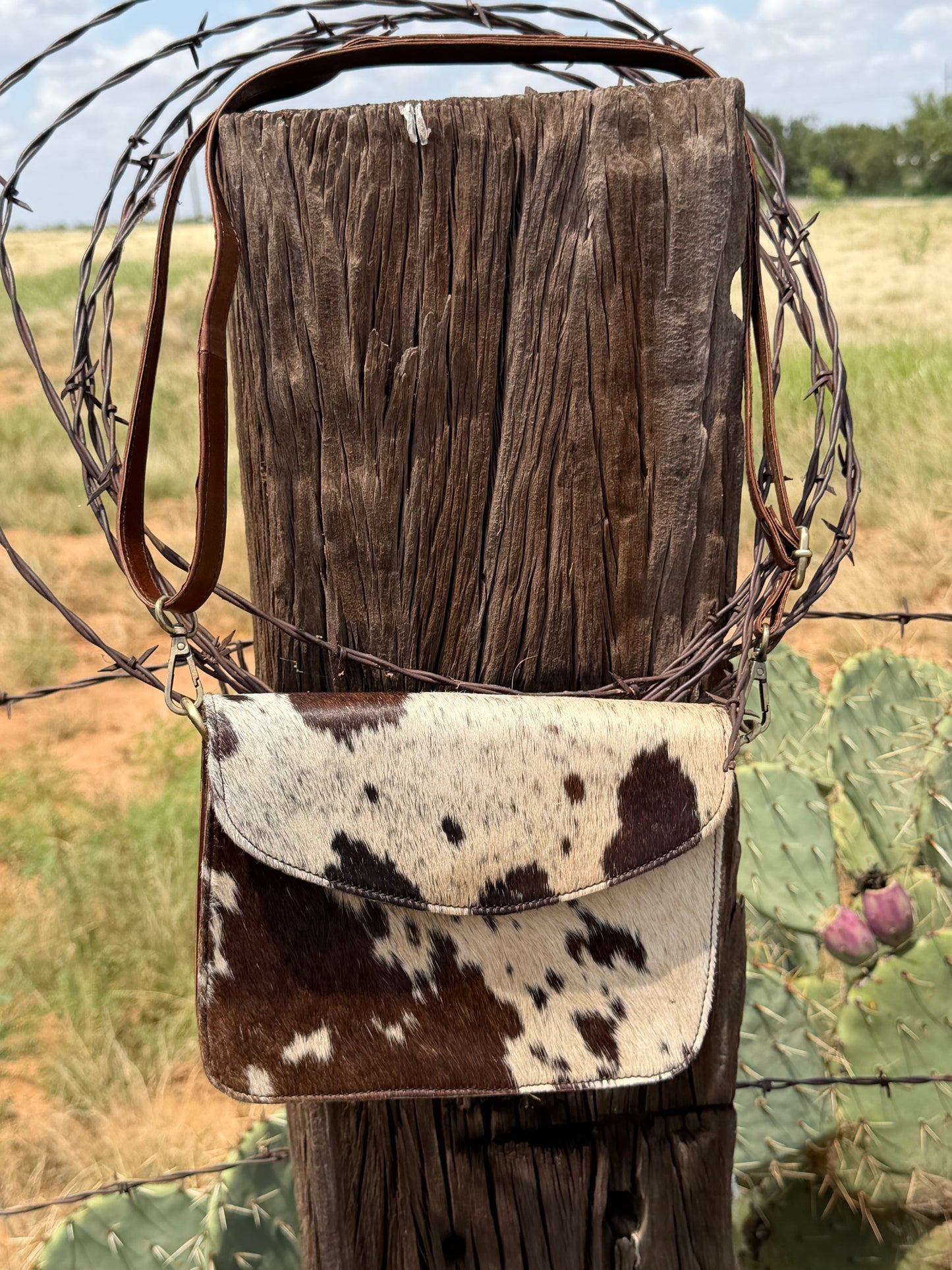 The Open Range Crossbody (2 Colors)